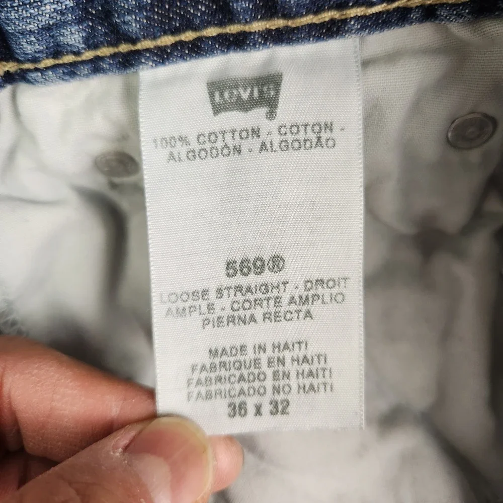 Levis levi 569