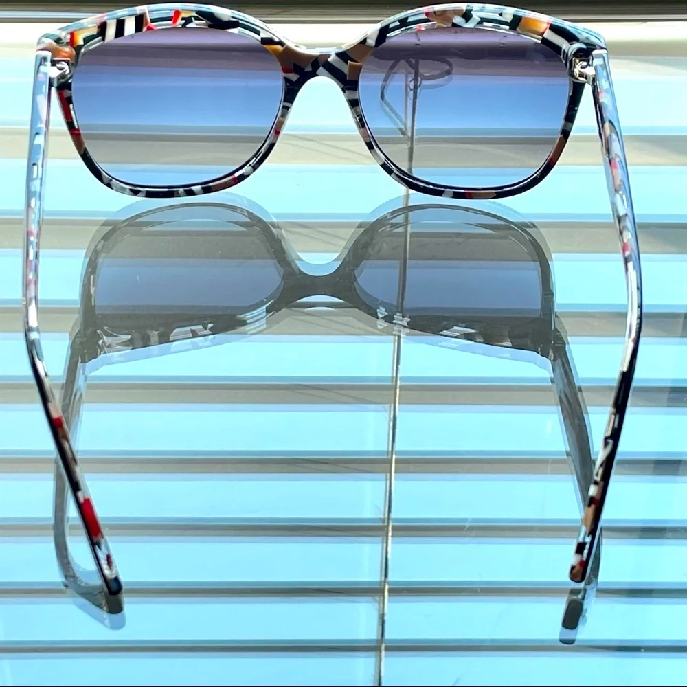 NWT Burberry Sunglasses