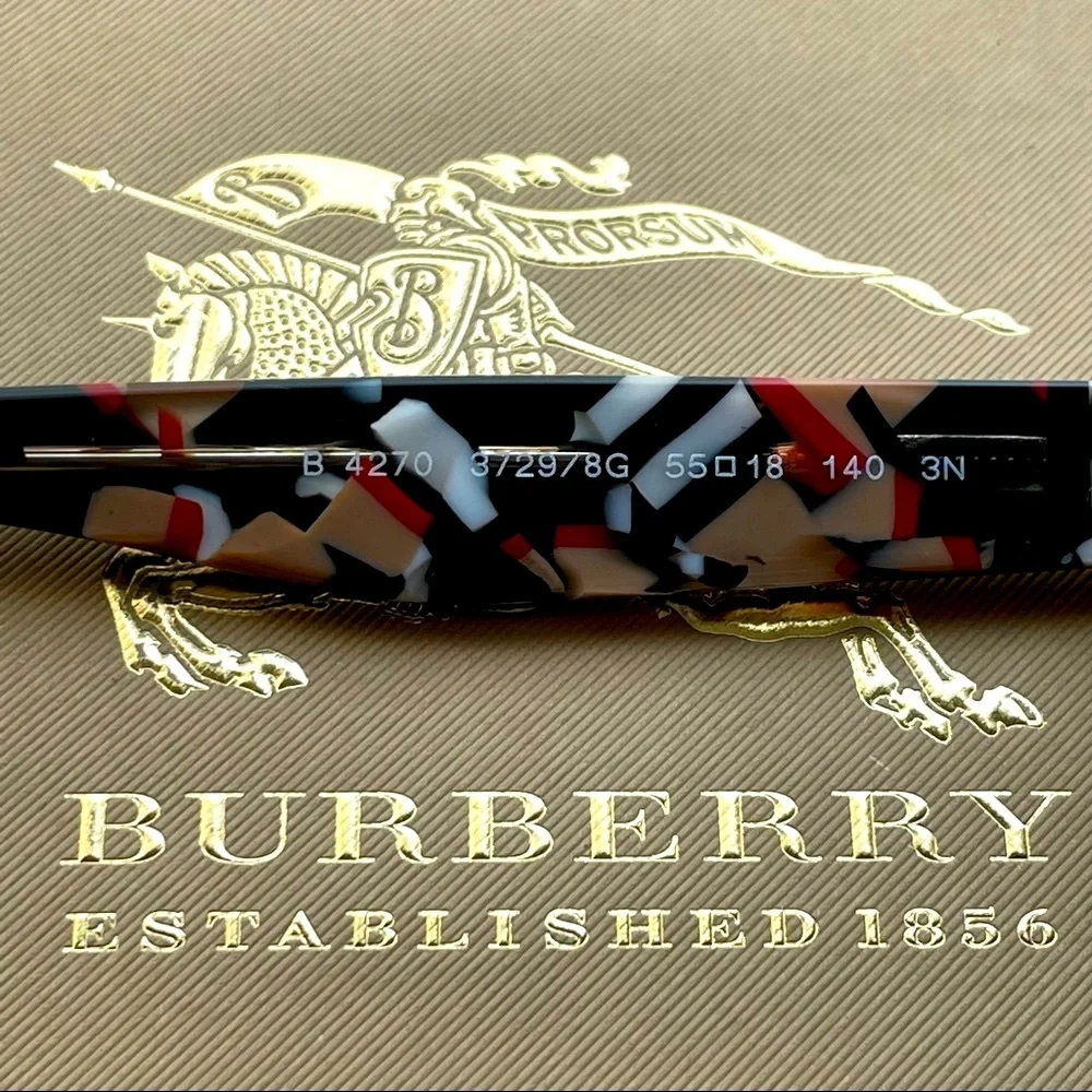 NWT Burberry Sunglasses