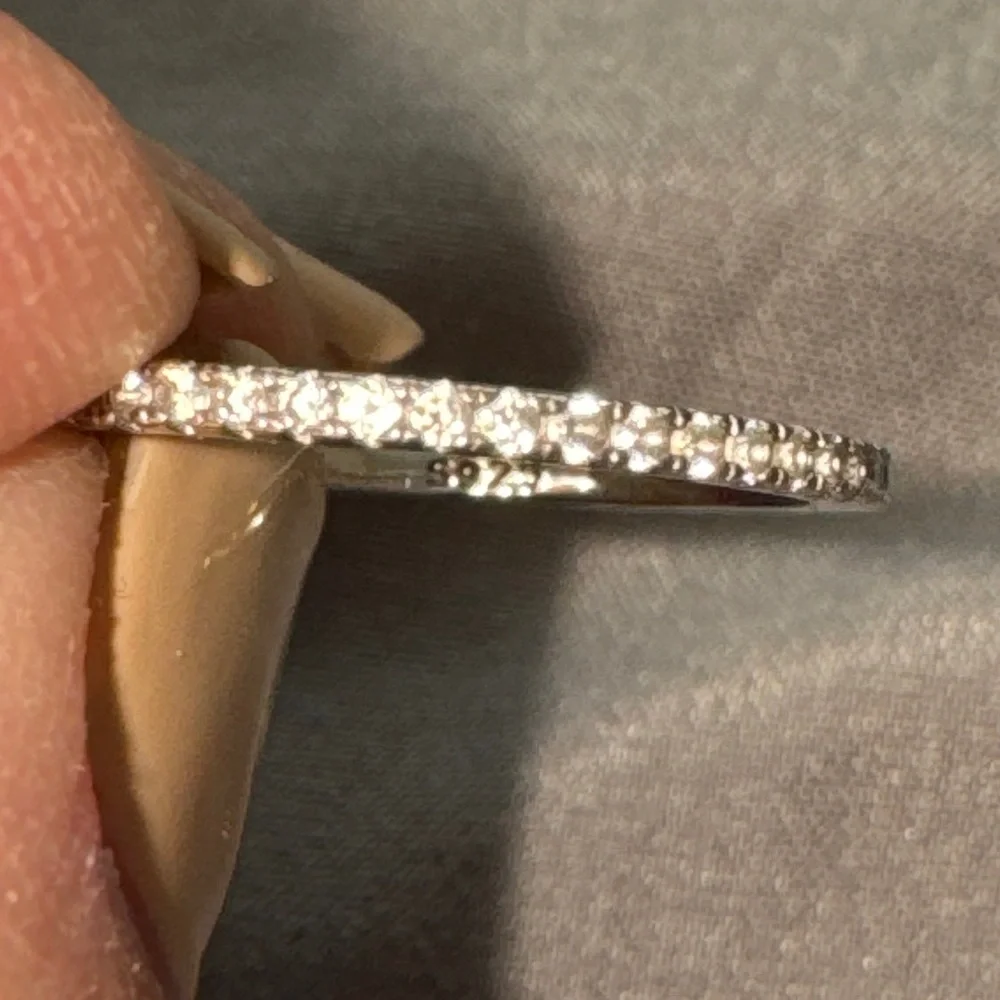 Moissanite details size