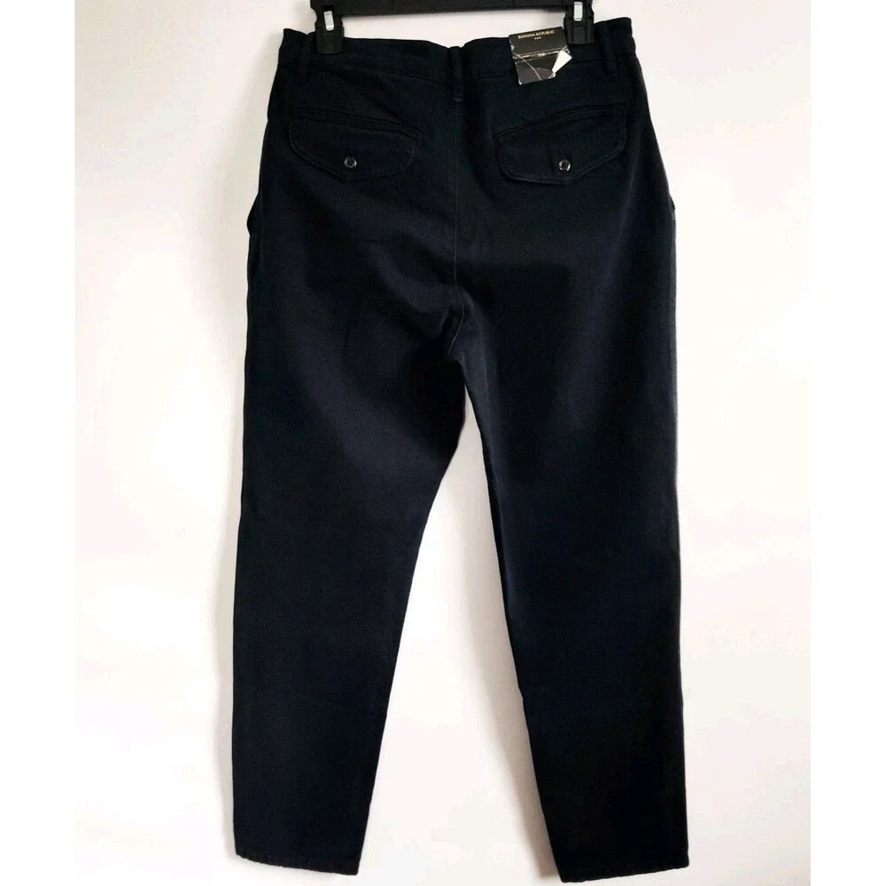 Banana Republic 90s throwback