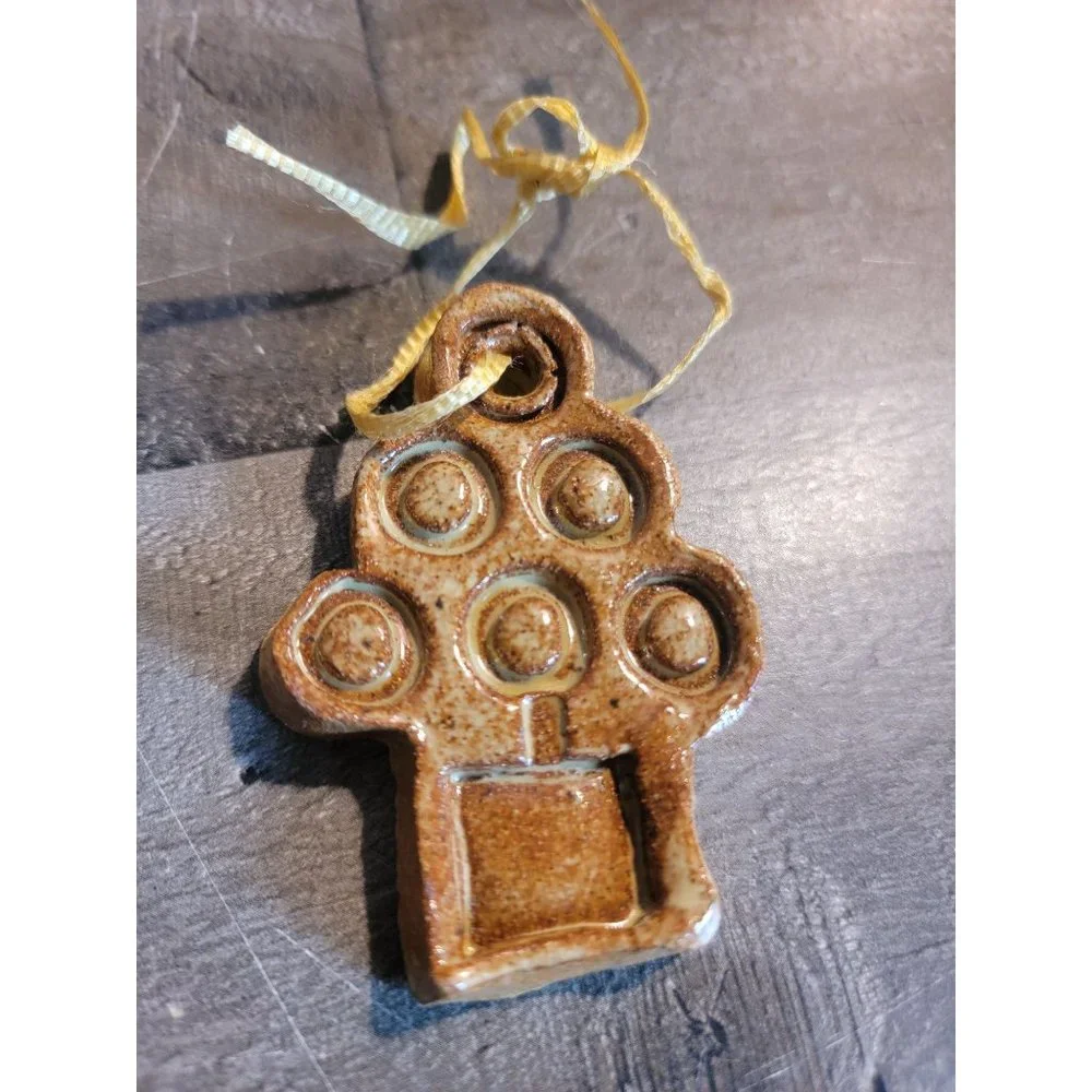 unbranded handmade tree