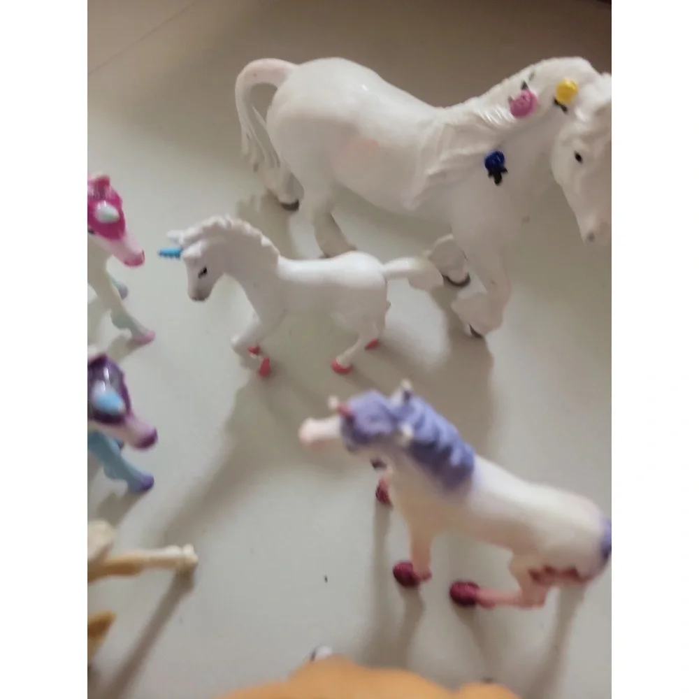 schleich played these