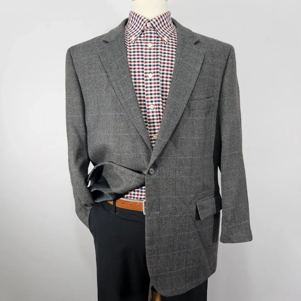 JOS A BANK Men's Sport Coat Blazer Two Button Gray Flannel Plaid Wool 46R