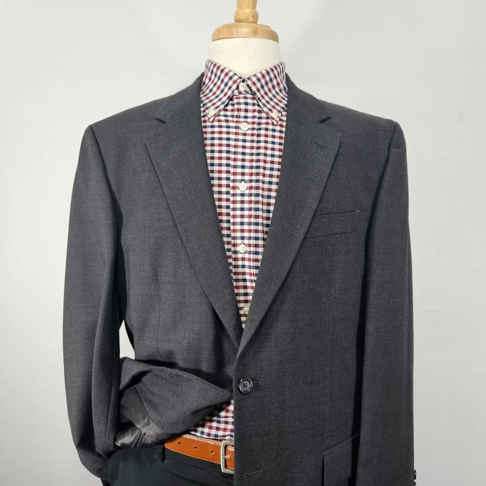 Pronto Uomo before completing