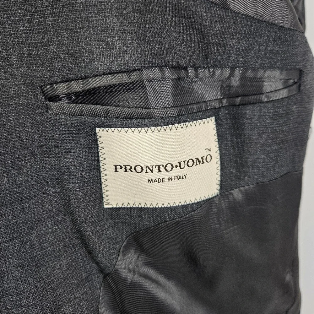 Pronto Uomo before completing