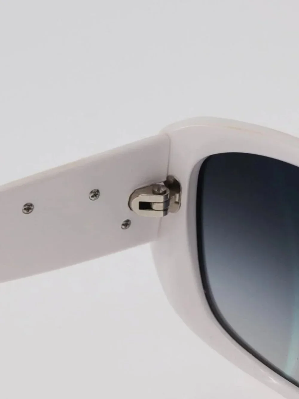 CHANEL brand	chanel color	white