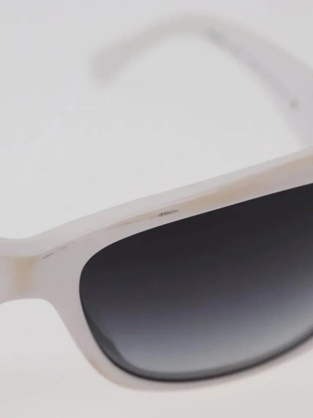 CHANEL brand	chanel color	white