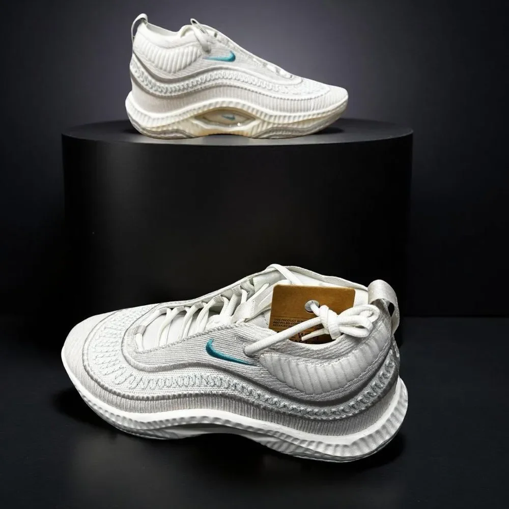 Nike Cosmic Unity 3 Basketball Shoes Men's 9 Women's 10.5 BNIB