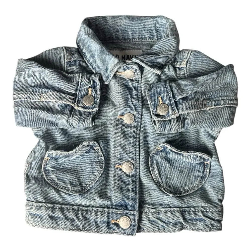 Old Navy Baby Girls Light Wash Trucker Denim Jean Jacket Heart Pockets Sz 3-6M