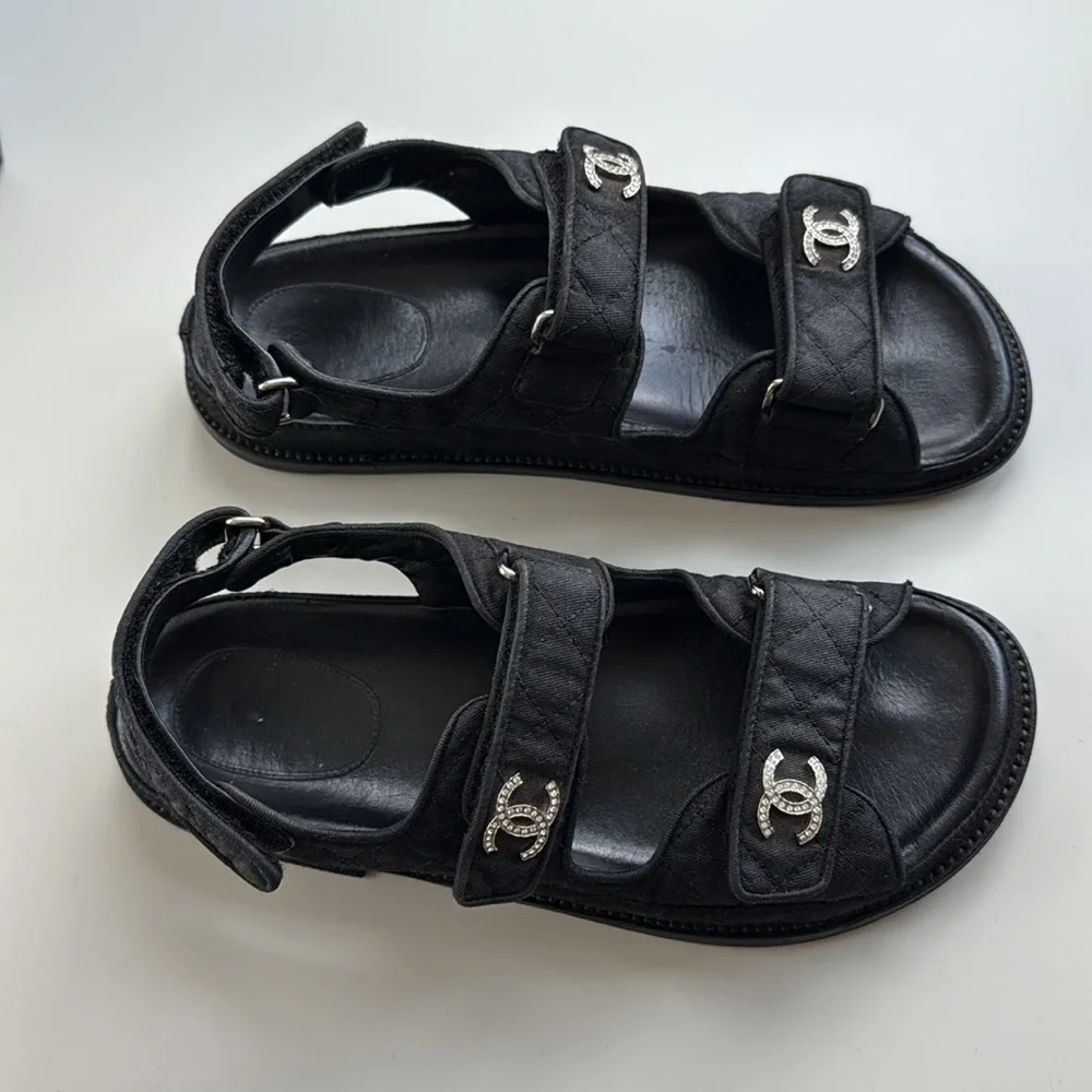 CHANEL classic dad