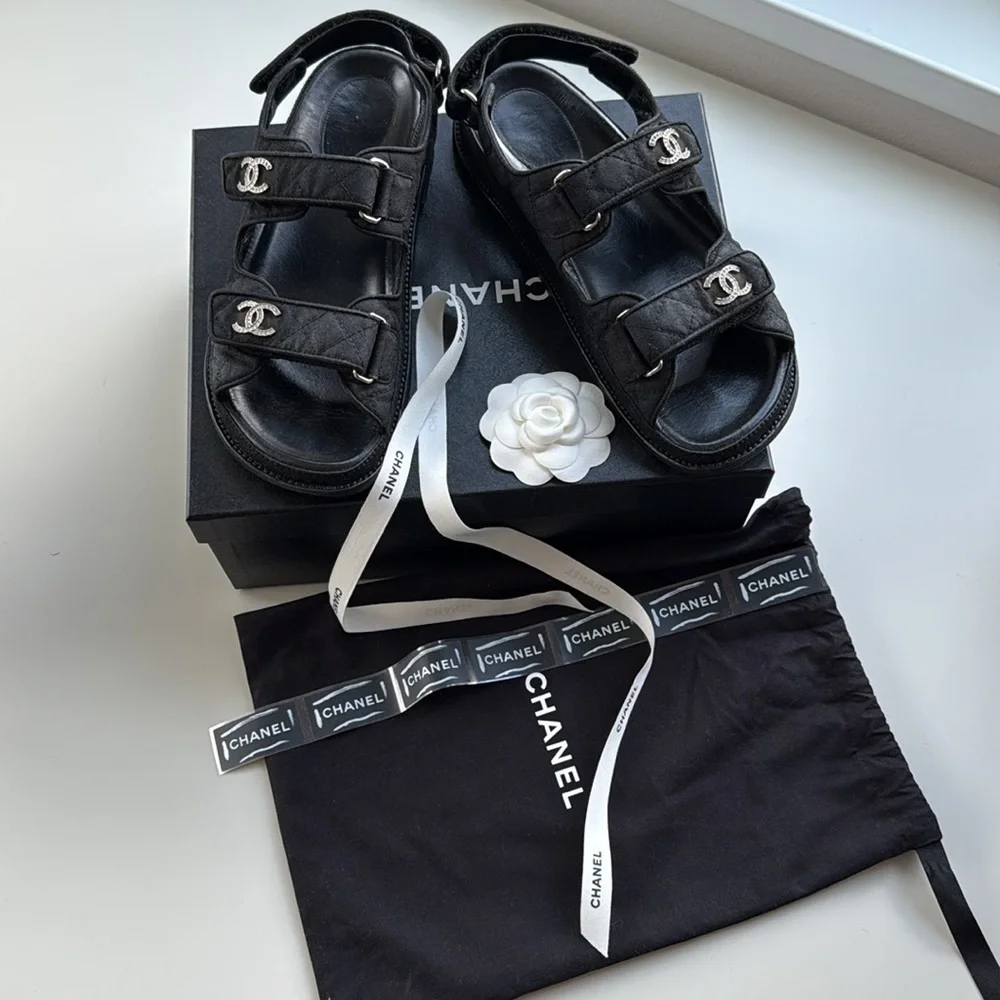 CHANEL classic dad