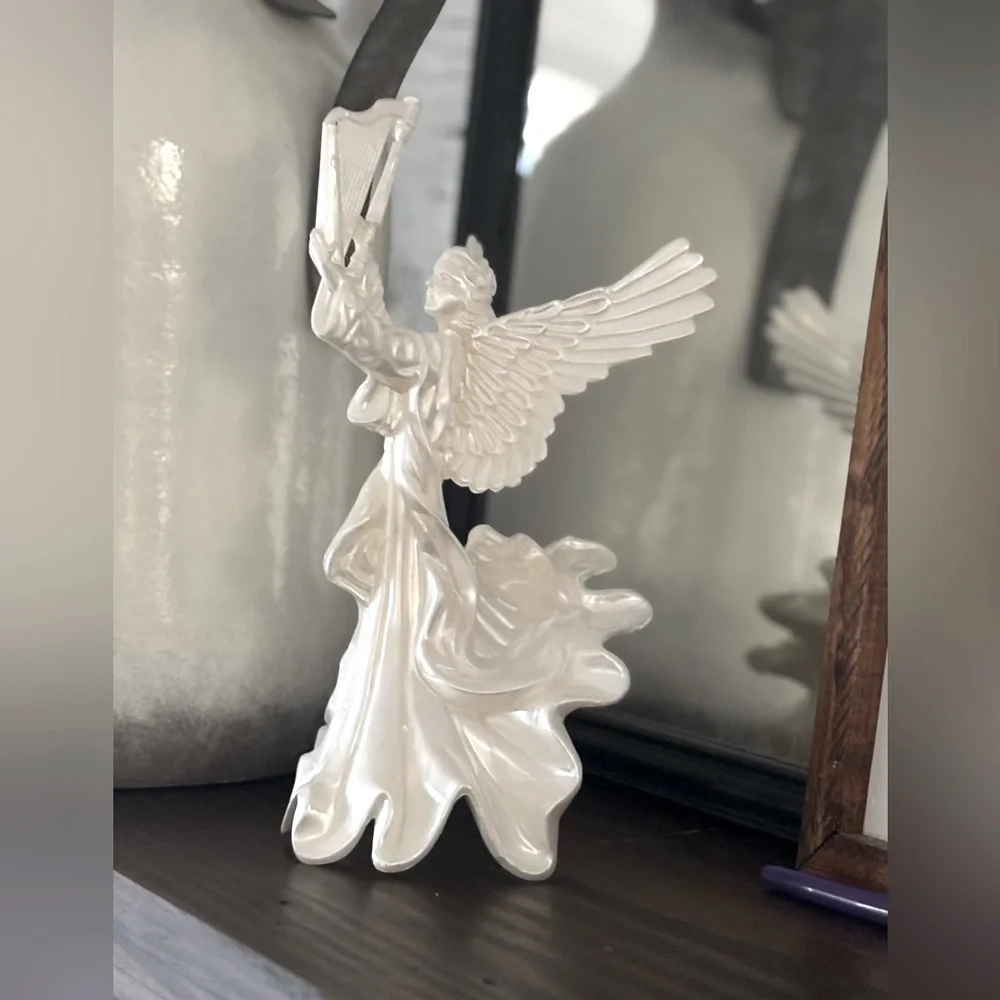 Vintage Angel Christmas Tree Topper. Sculpted | Holiday | 9” White | Resin | EUC