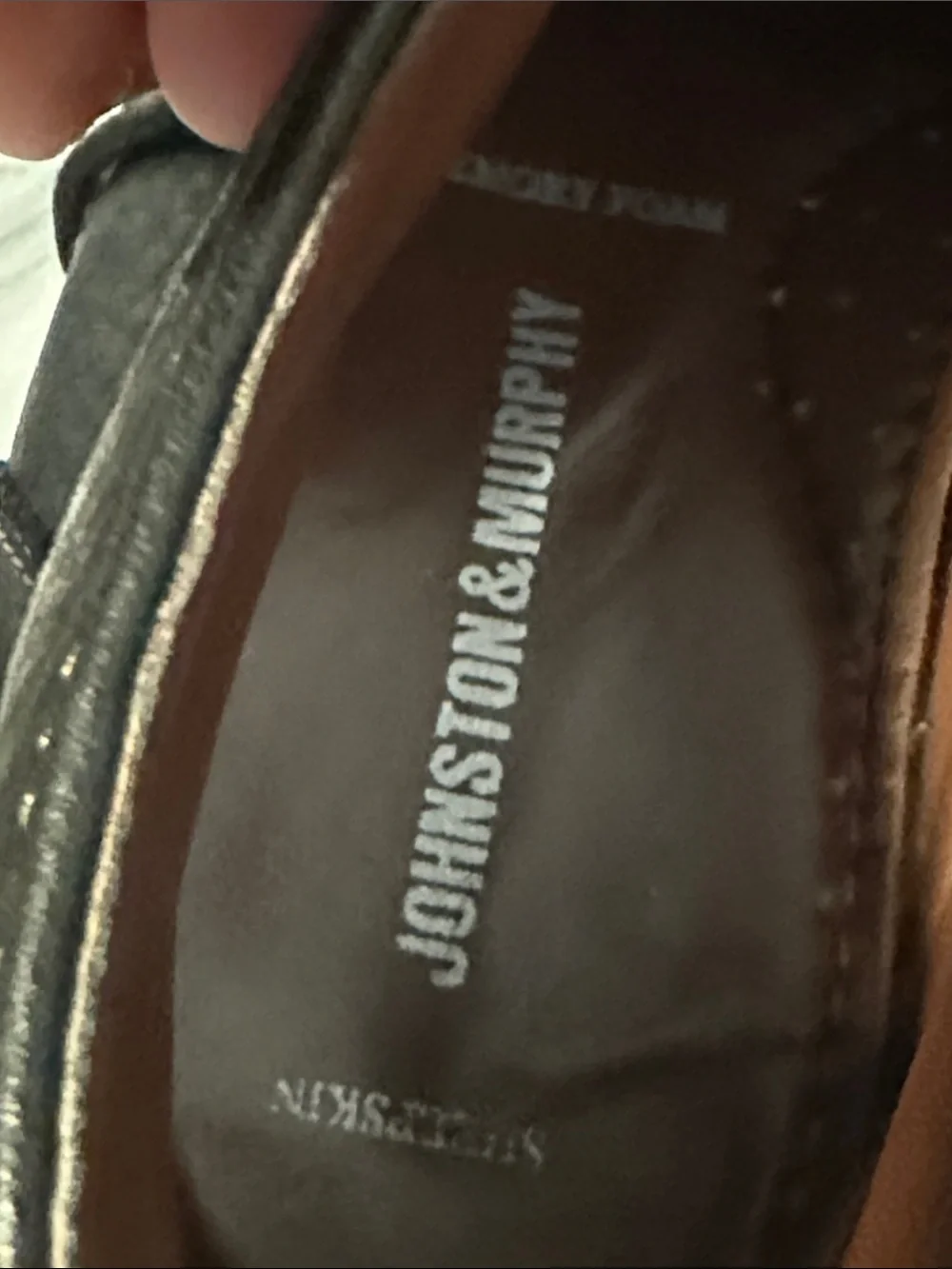 Johnston & Murphy classic black