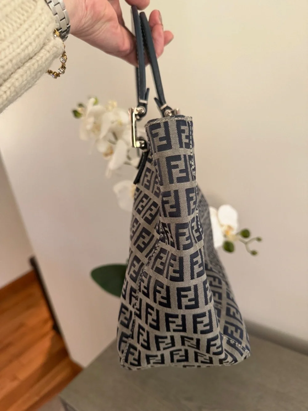 Fendi tote all