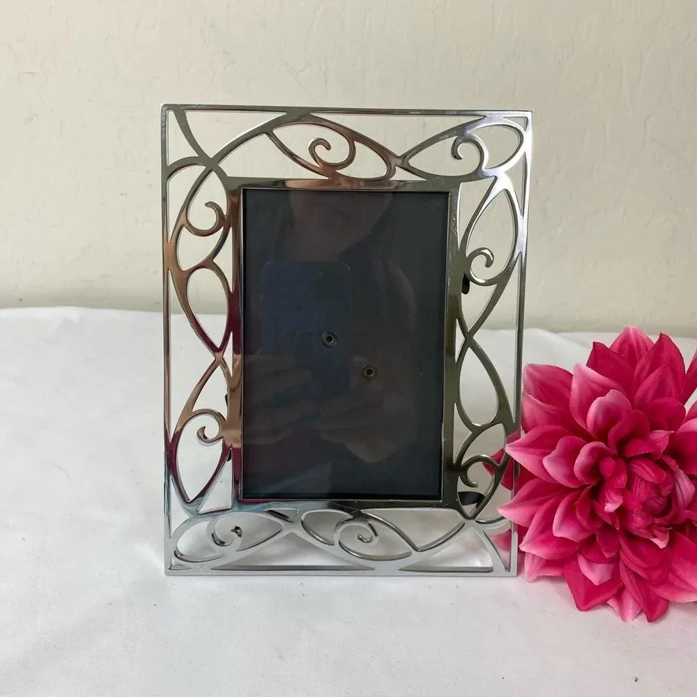 Elegant Art Nouveau Style chrome Photo Frame 4x6