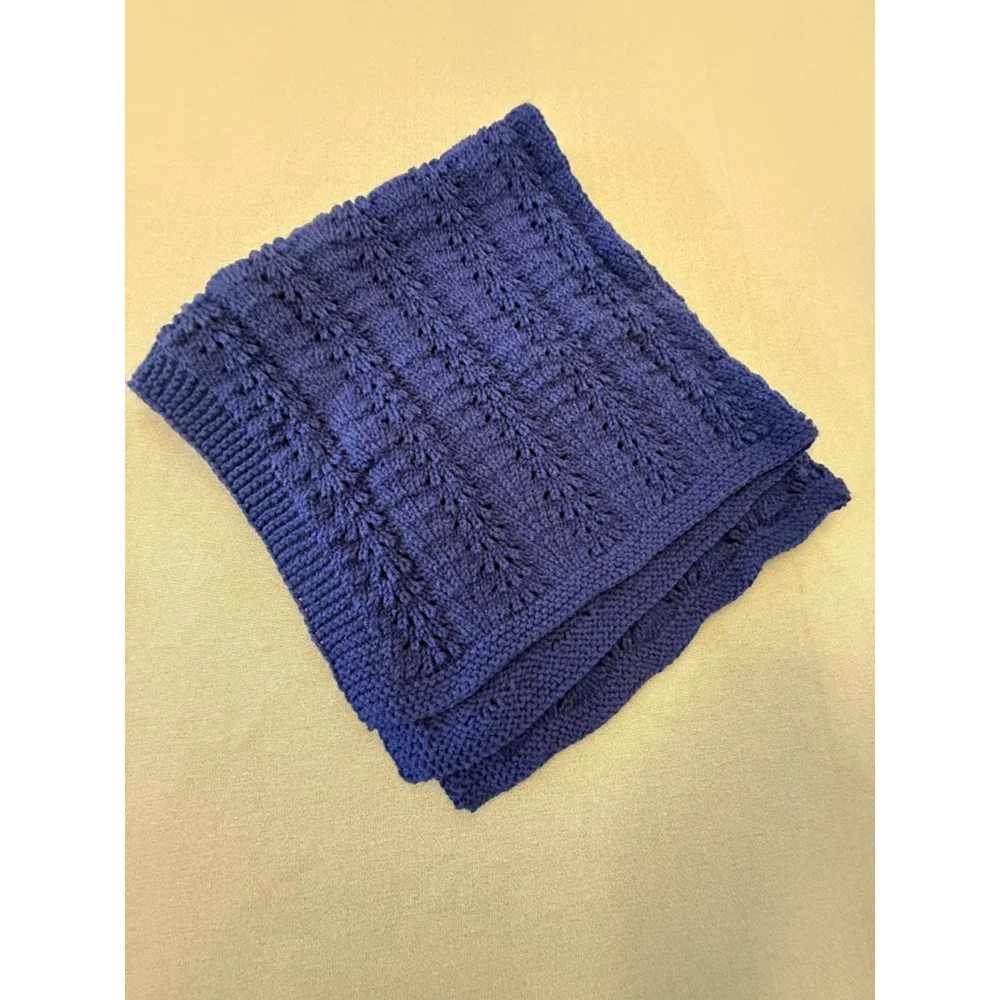 Unbranded looped blue
