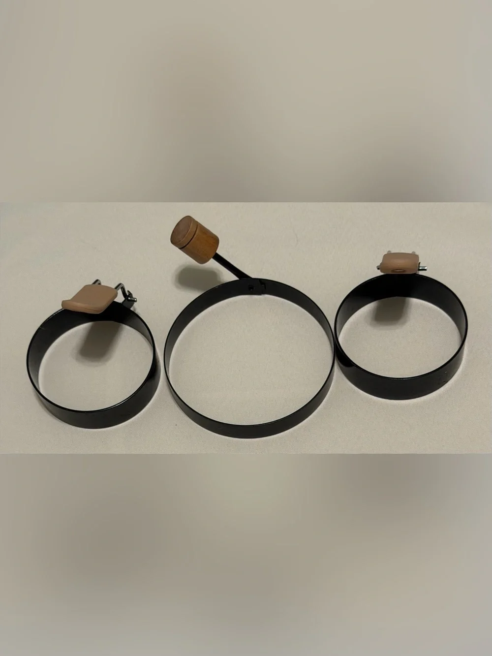 Lodge includes set
