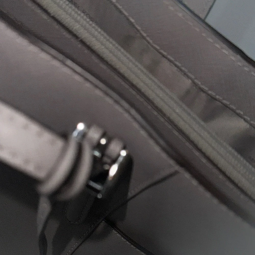 Michael Kors uec leather