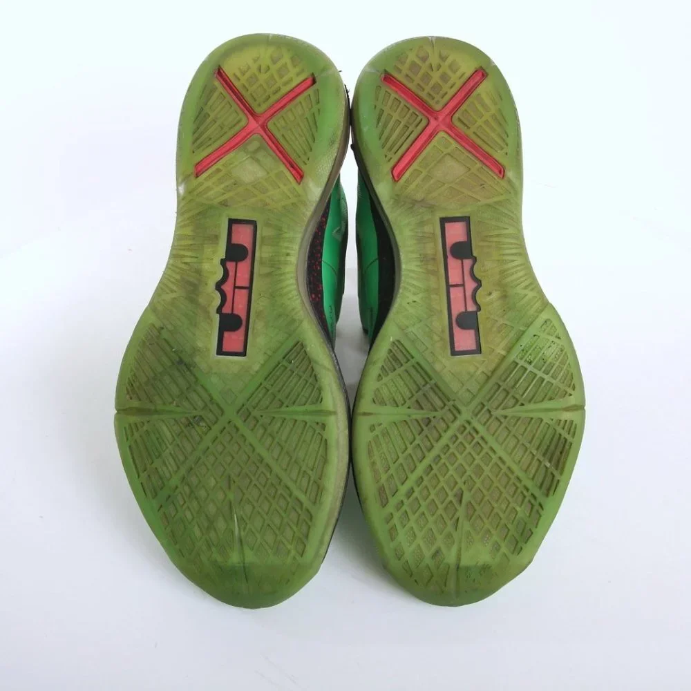 Nike men size