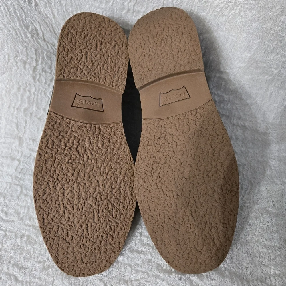 Levis elevate your