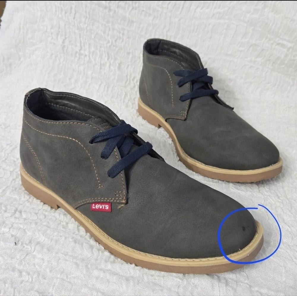 Levis elevate your