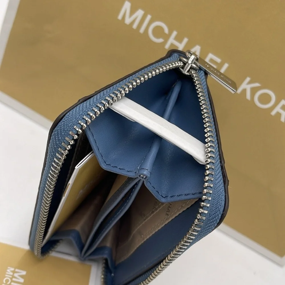 Michael Kors stylish michael