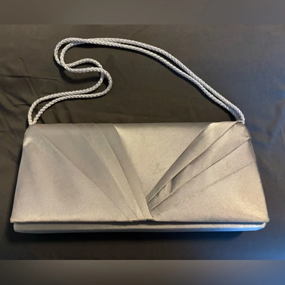 Vintage Kate Landry Silver Pleated Cloth Clutch Plus