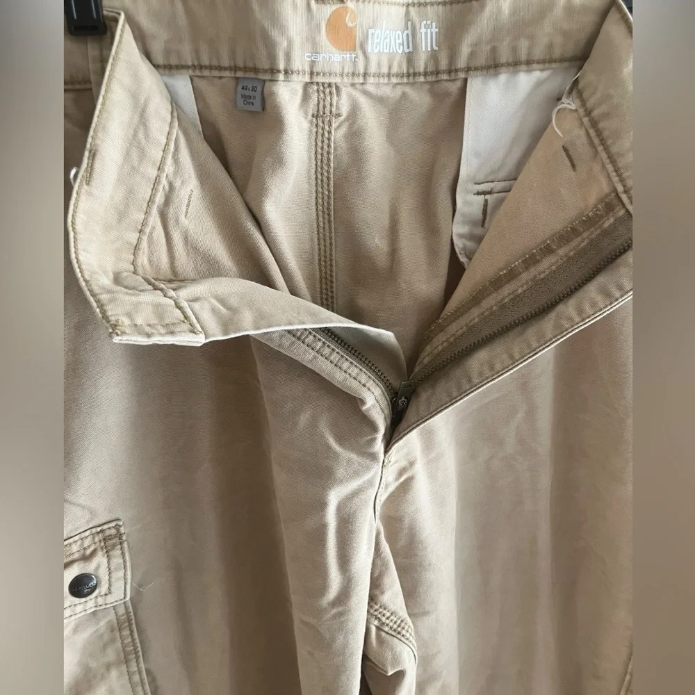 Carhartt khaki cargo