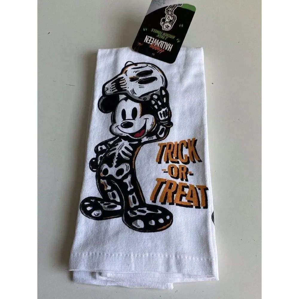 2 Pk Disney Halloween‎ Kitchen Towels Mickey Mouse Trick Treat Skeleton Costume