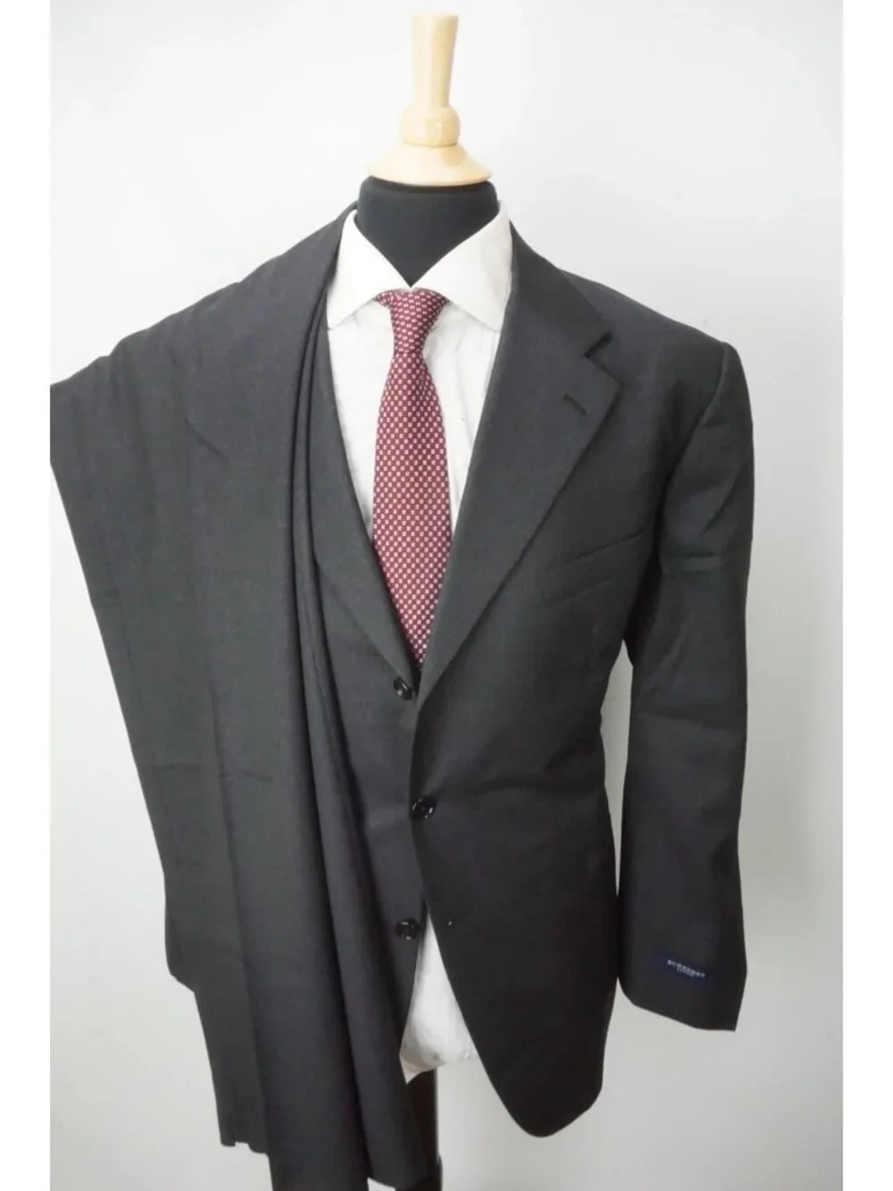 Burberry approximate measurements