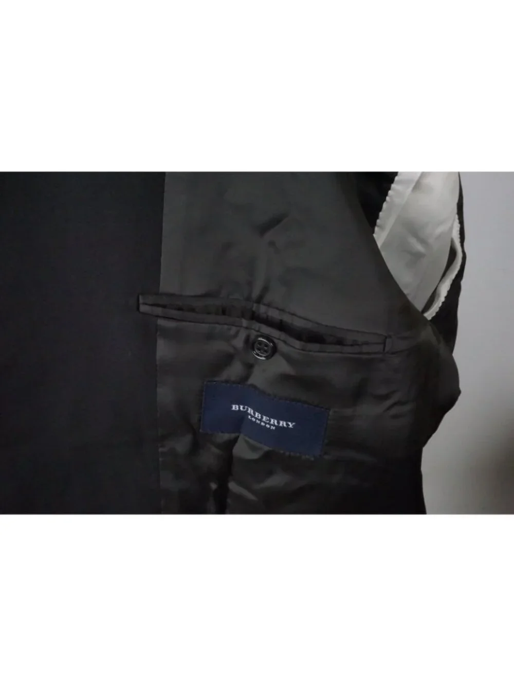 Burberry approximate measurements