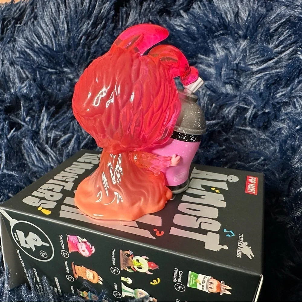 POP MART discover pop