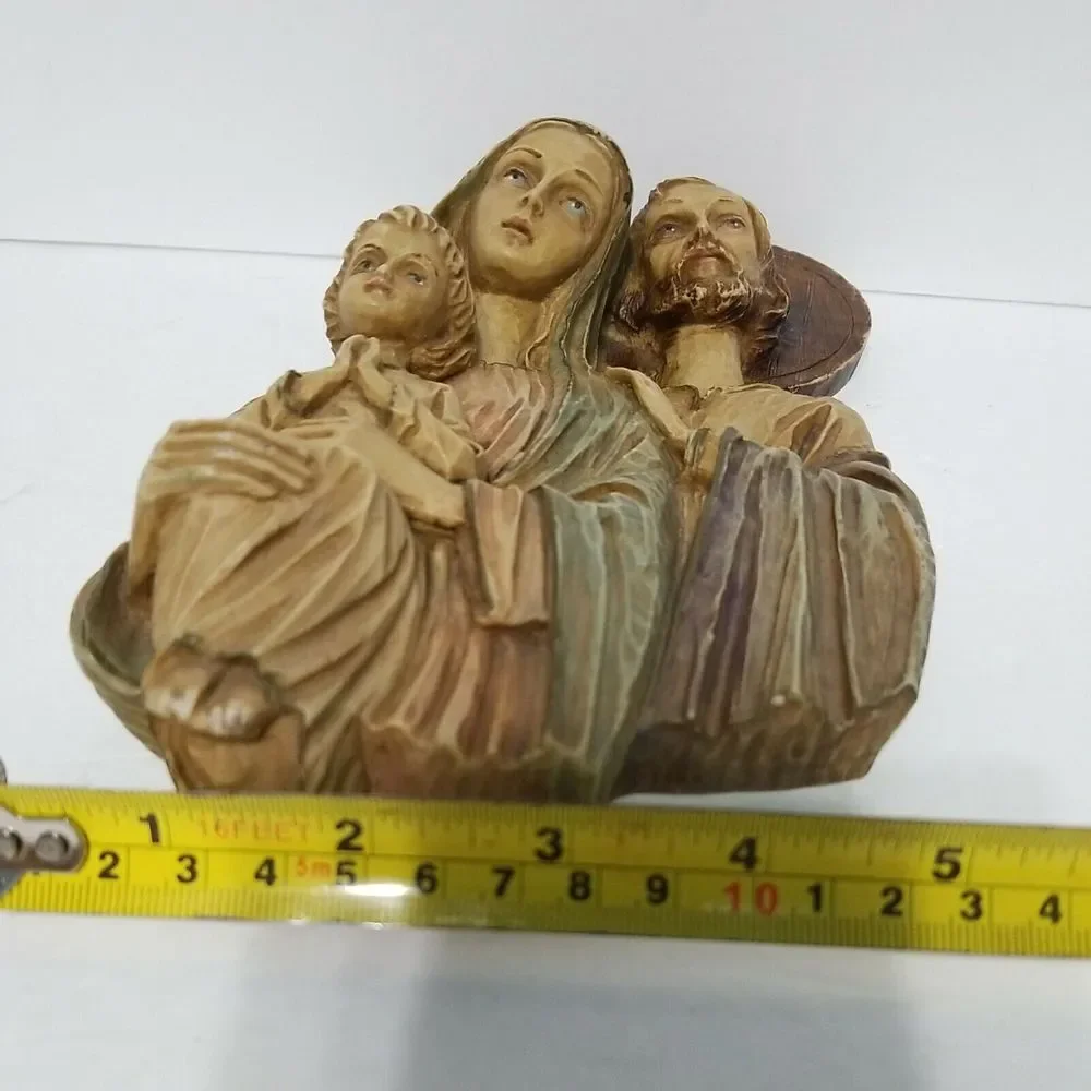 N/A holy family