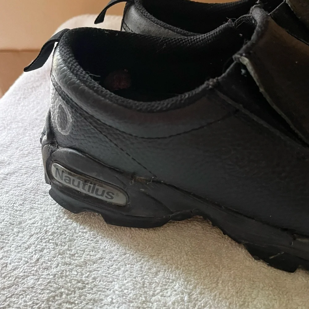 Nautilus Imperfection Black Leather Steel Toe Shoes Sz 10