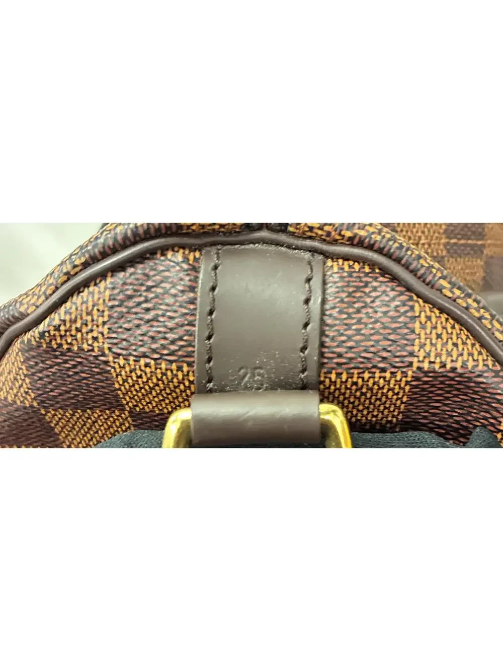 Louis Vuitton code shop monogram