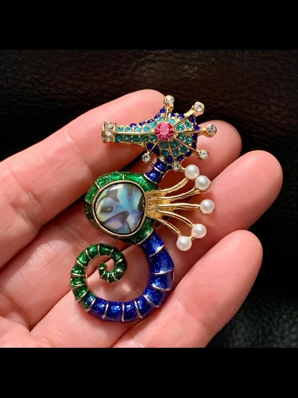 N/A elegant seahorse