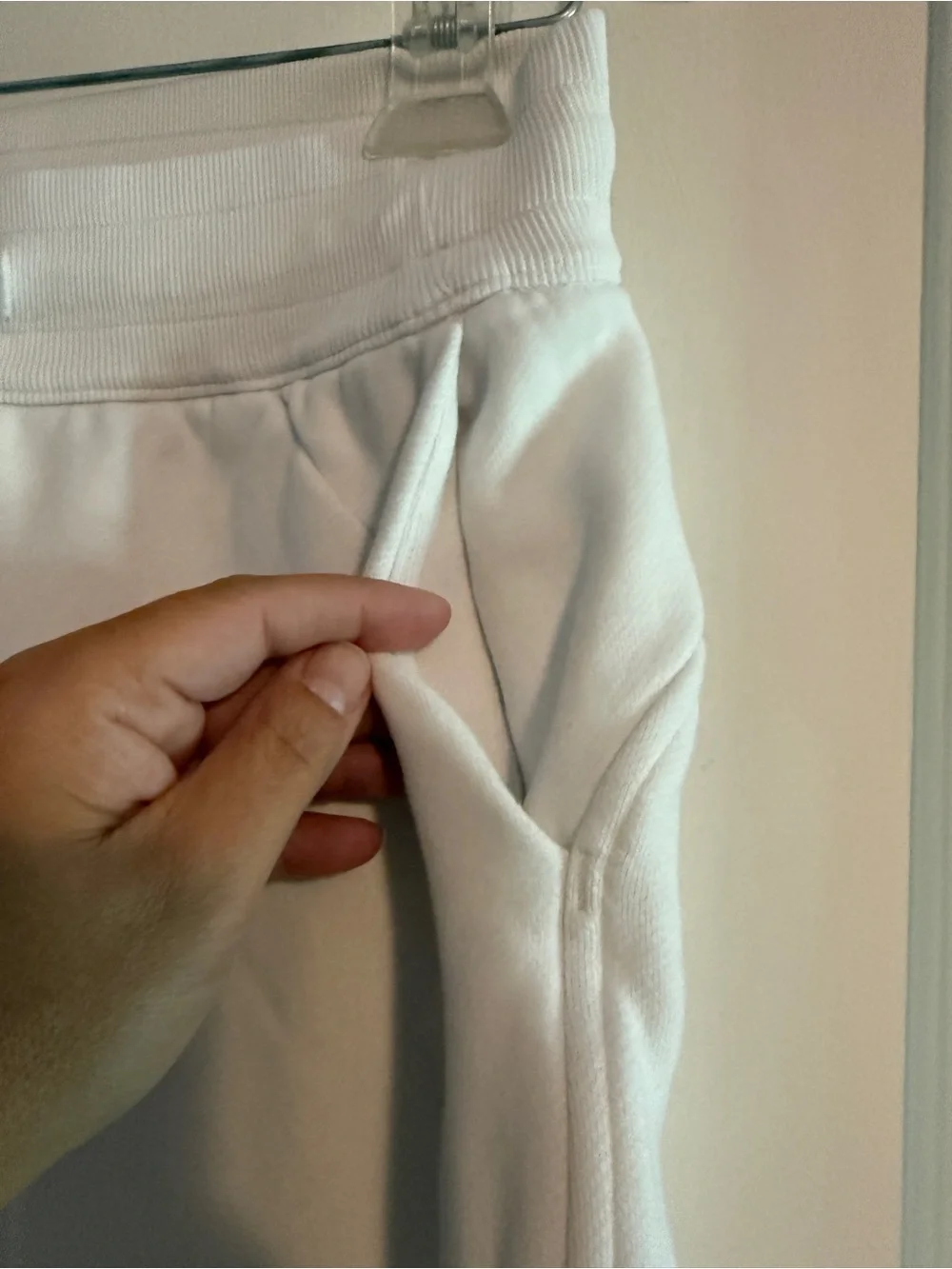 lululemon athletica approx 12
