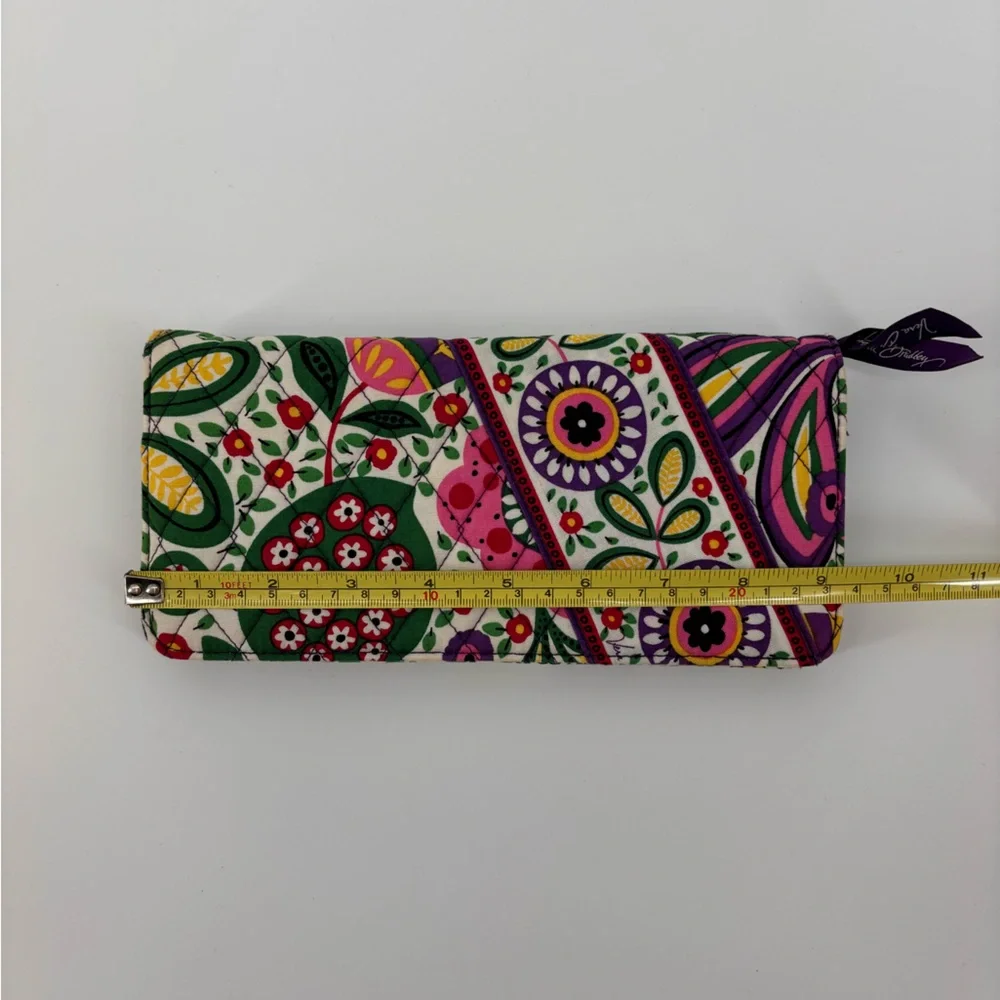 Vera Bradley bright cheerful