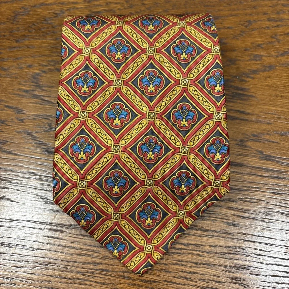 Christian Dior Cravates 100% Silk Neck Tie Red Gold Geometric Dress Canada Made