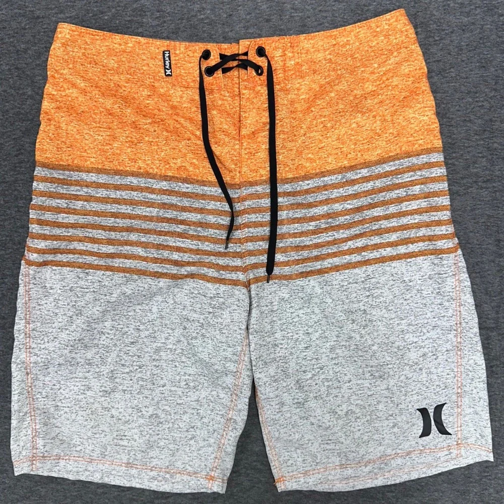 Hurley dive into