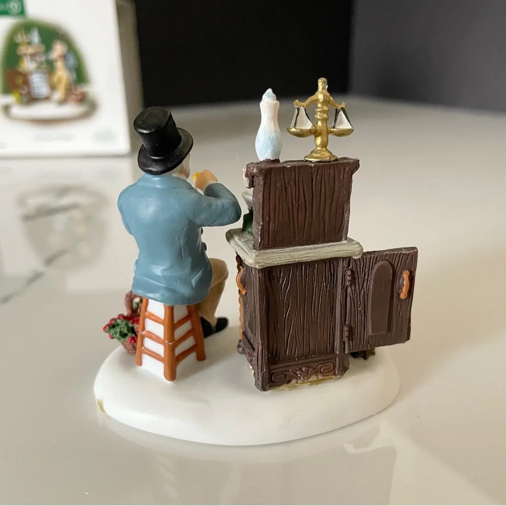 Department 56 victorian perfumer