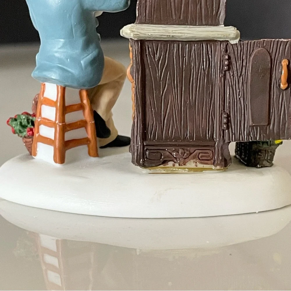 Department 56 victorian perfumer