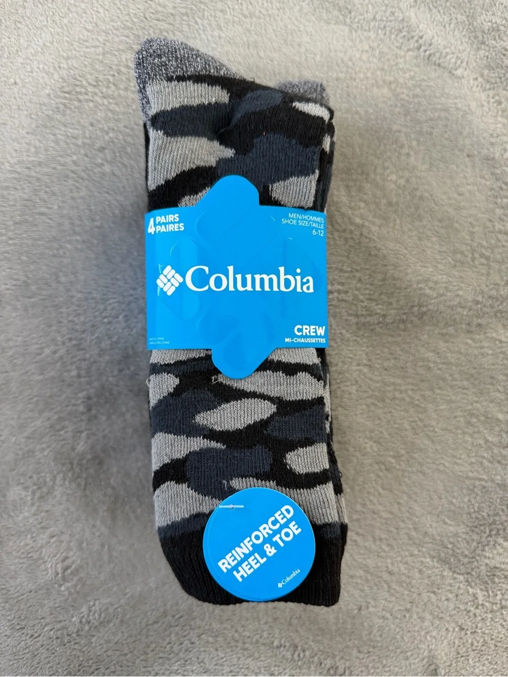 (4 Pairs) Columbia Men's Crew Socks - Black, Gray & Dark Blue Camo