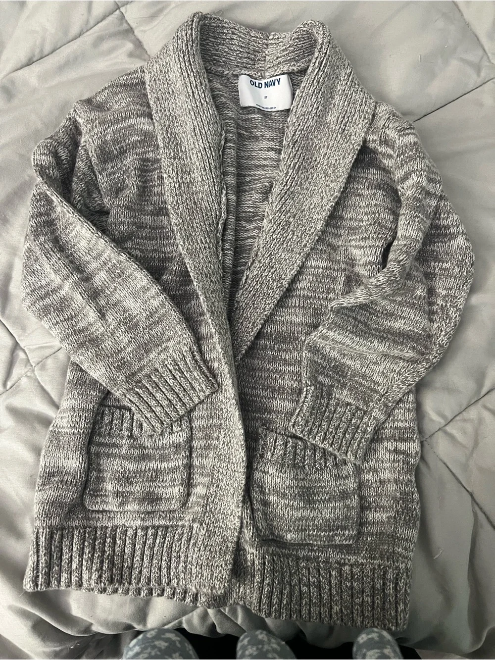 Old Navy sweater has