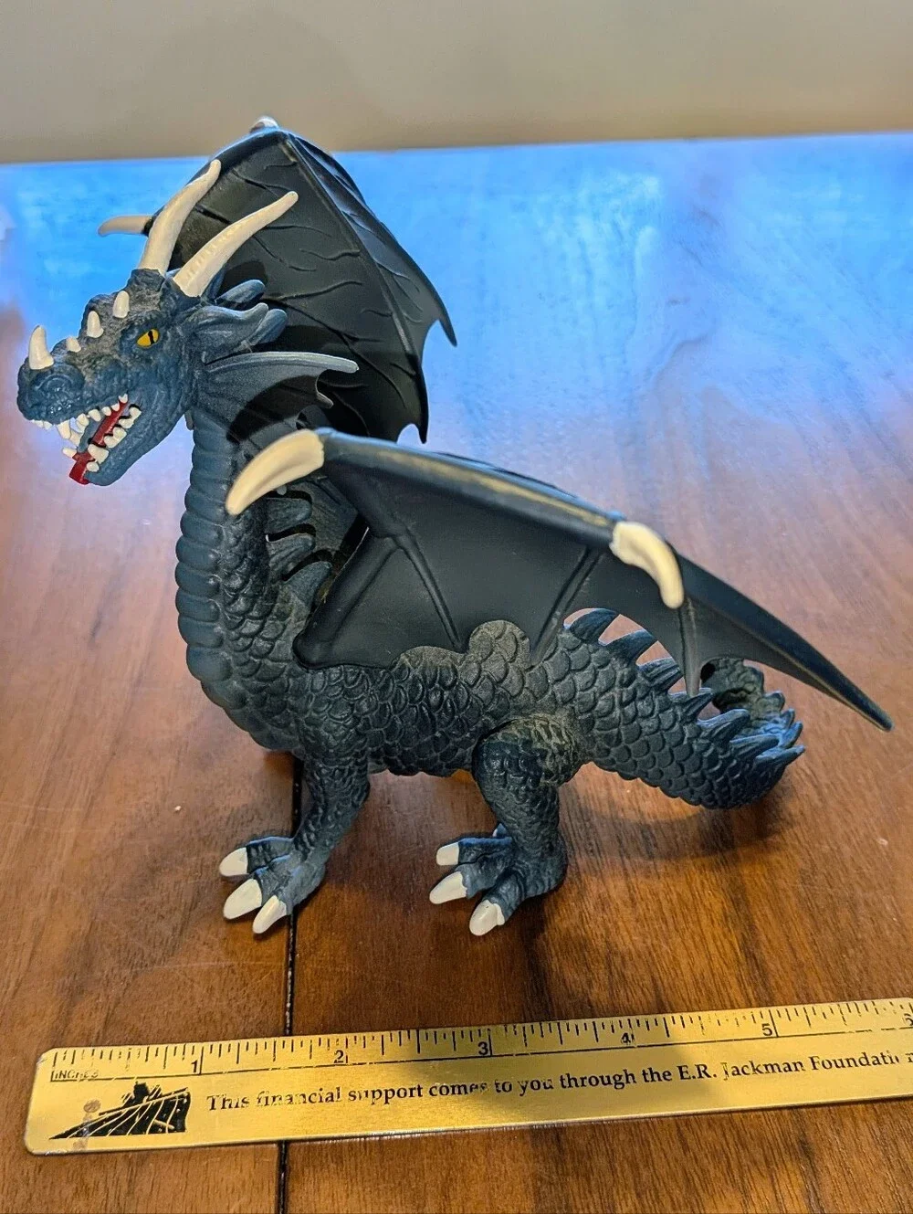 schleich dragon figure