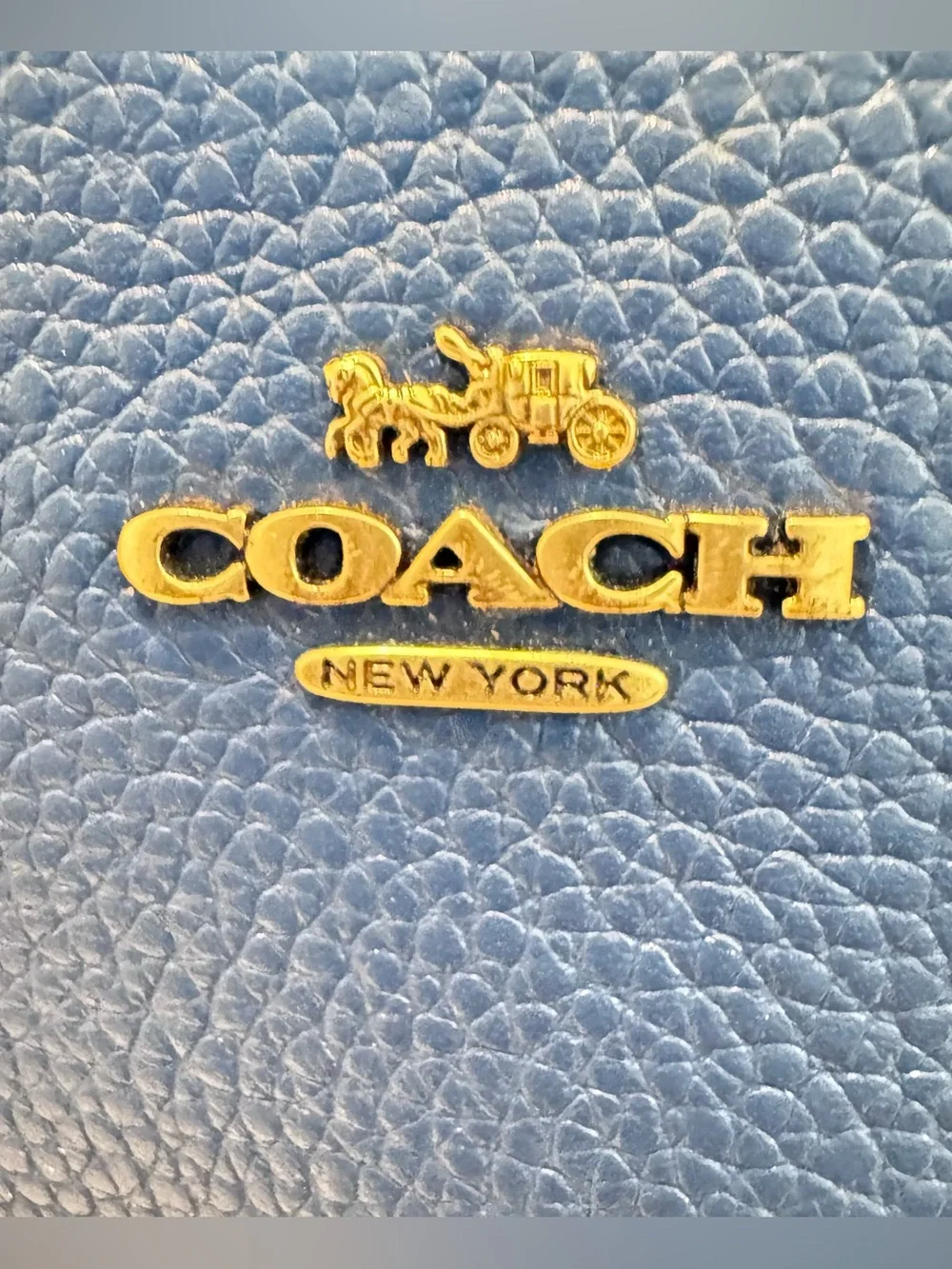 Coach zip top