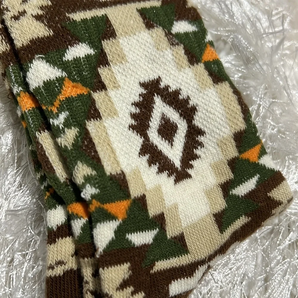Urban Outfitters 95% cotton