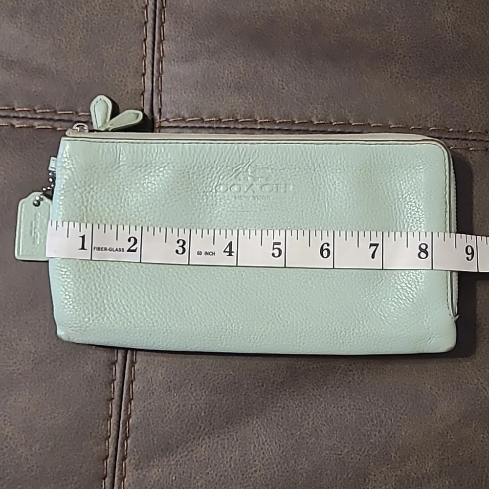 Coach Pebbled Laether Double Zip Wallet Pastel Mint Green