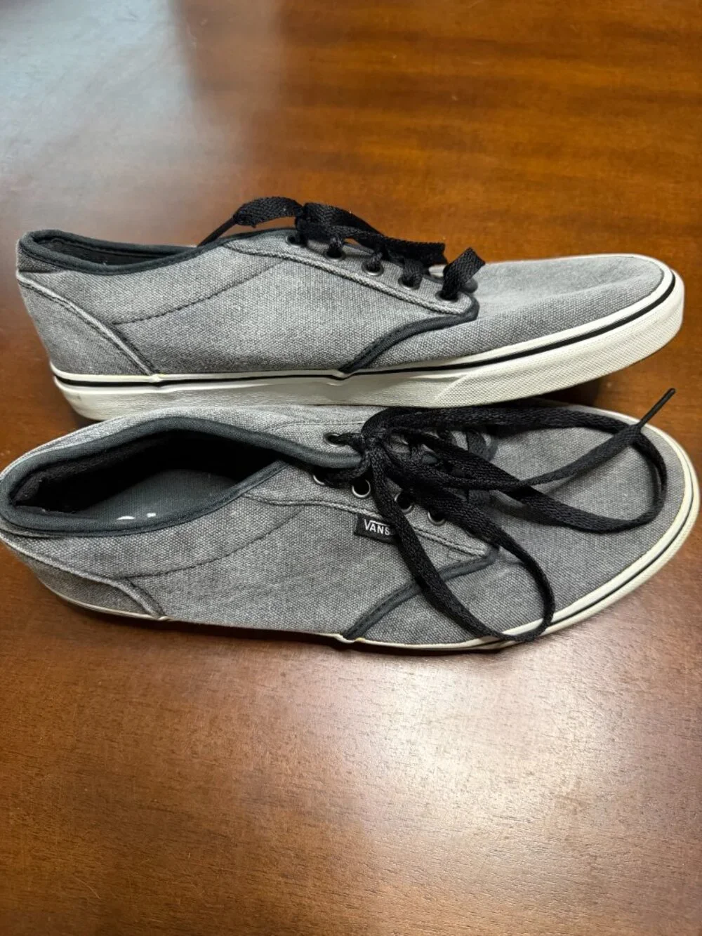 Vans atwood low